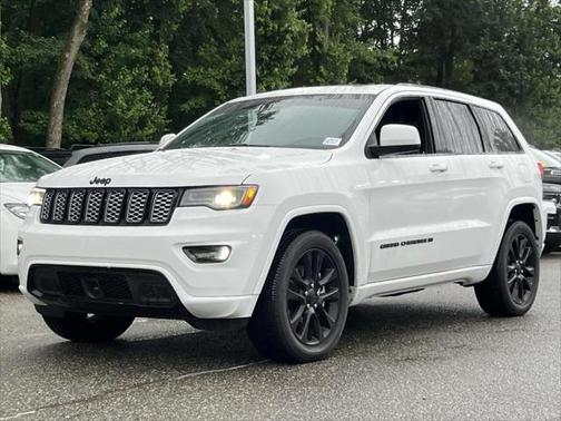 2022 Jeep Grand Cherokee Laredo