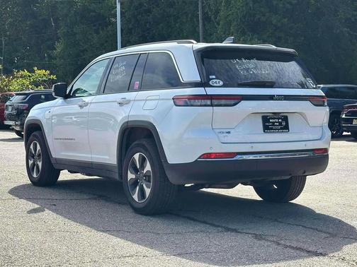2024 Jeep Grand Cherokee 4xe Base