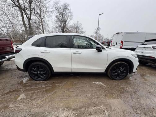 2025 Honda HR-V AWD Sport