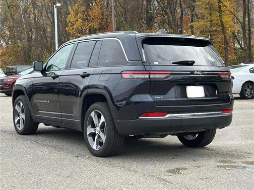 2023 Jeep Grand Cherokee 4xe Base