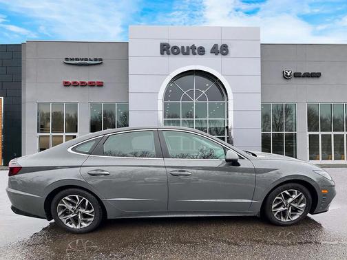 2023 Hyundai SONATA SEL