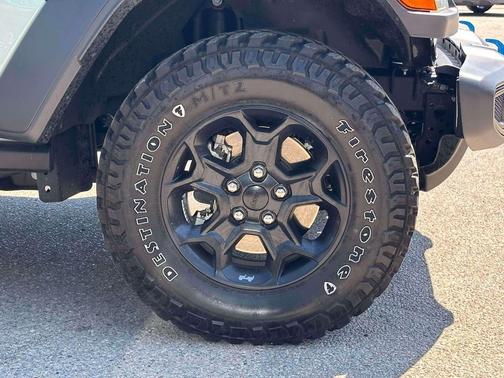 Earl Clearcoat 2023 Jeep Wrangler 4xe Base