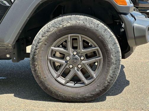 Black Clearcoat 2024 Jeep Wrangler Sport S