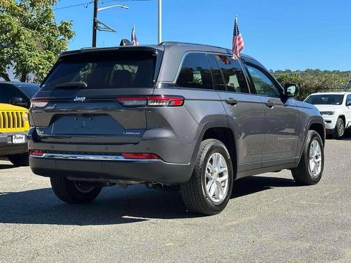2024 Jeep Grand Cherokee Laredo