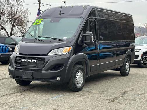 2025 RAM ProMaster 2500 Tradesman