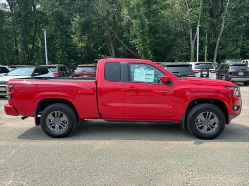 2025 Nissan Frontier SV