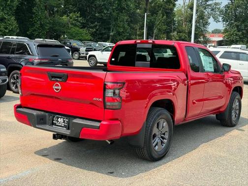2025 Nissan Frontier SV