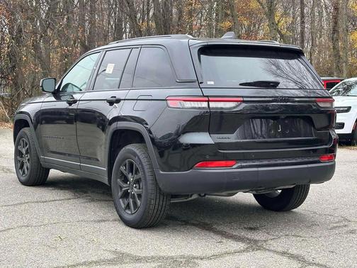 2024 Jeep Grand Cherokee Altitude