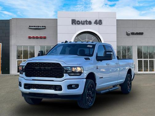 2024 RAM 2500 Big Horn Crew Cab 4x4 8' Box
