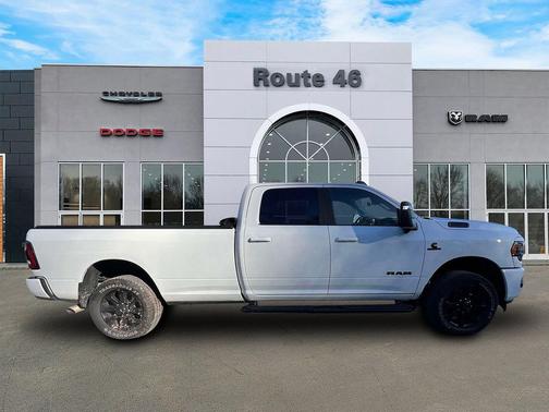 2024 RAM 2500 Big Horn Crew Cab 4x4 8' Box