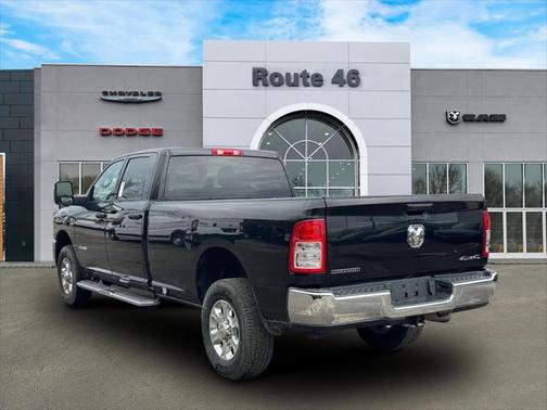 2023 RAM 2500 Big Horn Crew Cab 4x4 8' Box