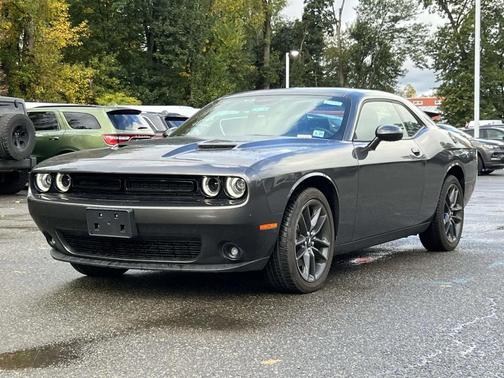 2023 Dodge Challenger SXT