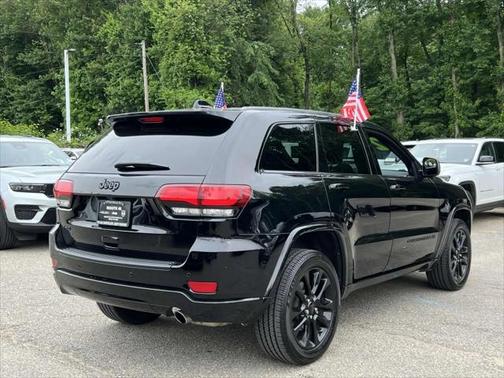 2022 Jeep Grand Cherokee Laredo