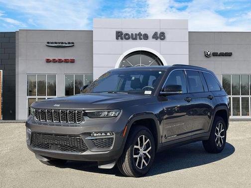 Baltic Gray Metallic Clearcoat 2024 Jeep Grand Cherokee Limited