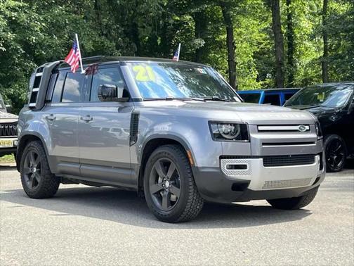 2021 Land Rover Defender 110 SE
