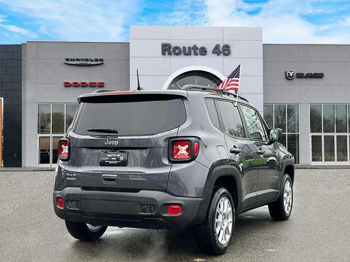 2023 Jeep Renegade Latitude