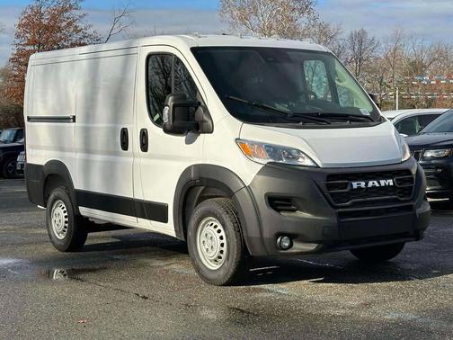 2025 RAM ProMaster 1500 Low Roof