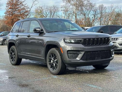 2024 Jeep Grand Cherokee Altitude