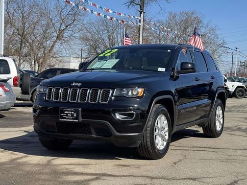 2022 Jeep Grand Cherokee Laredo