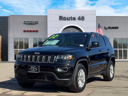 2022 Jeep Grand Cherokee Laredo