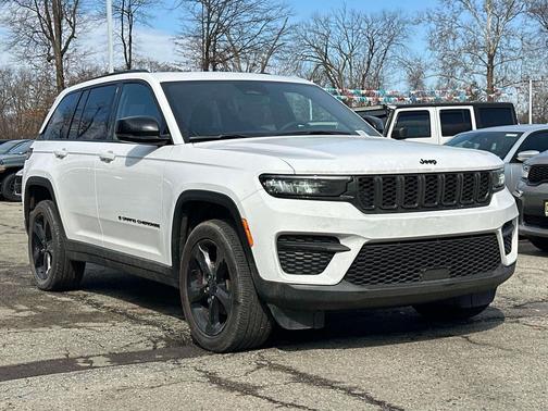2024 Jeep Grand Cherokee Altitude