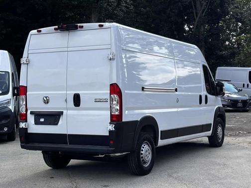 2024 RAM ProMaster 2500 Tradesman