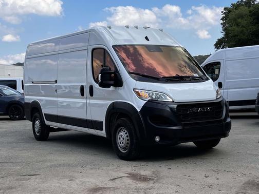 2024 RAM ProMaster 2500 Tradesman