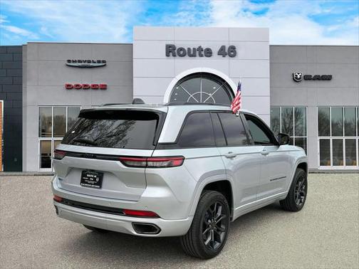 2024 Jeep Grand Cherokee 4xe Anniversary Edition