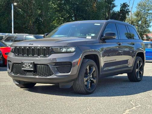 2023 Jeep Grand Cherokee Altitude