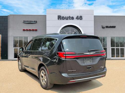 2022 Chrysler Pacifica Limited