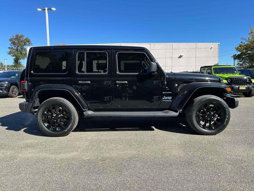 2022 Jeep Wrangler Unlimited 4xe Sahara