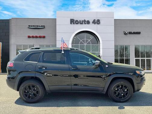 2021 Jeep Cherokee Trailhawk