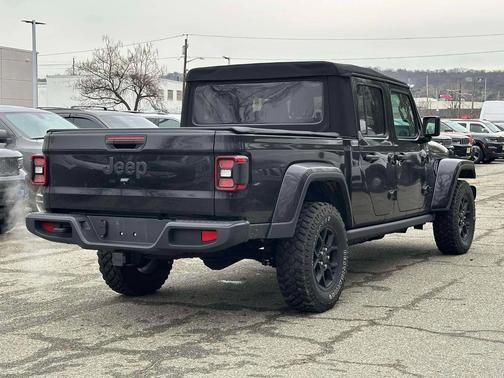 2024 Jeep Gladiator Willys
