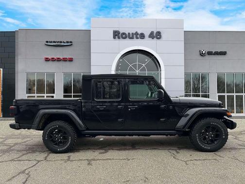 2024 Jeep Gladiator Willys