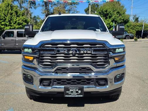 2025 RAM 2500 Big Horn Crew Cab 4x4 6'4' Box