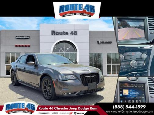 2016 Chrysler 300 S
