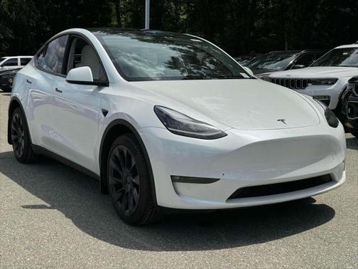 2023 Tesla Model Y Long Range Dual Motor All-Wheel Drive