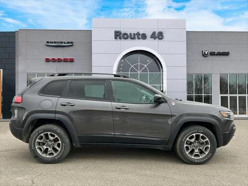 2022 Jeep Cherokee Trailhawk