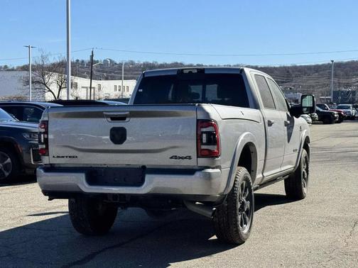 2024 RAM 2500 Limited Crew Cab 4x4 6'4' Box