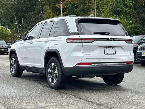 2024 Jeep Grand Cherokee 4xe Base