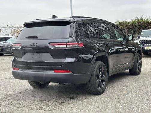 2023 Jeep Grand Cherokee L Altitude