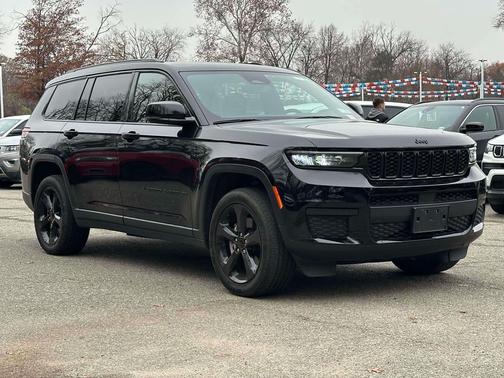 2023 Jeep Grand Cherokee L Altitude