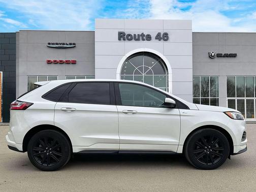 2022 Ford Edge ST Line