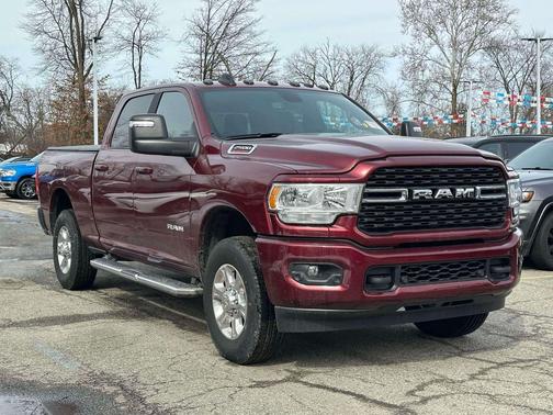 2024 RAM 2500 Big Horn Crew Cab 4x4 6'4' Box