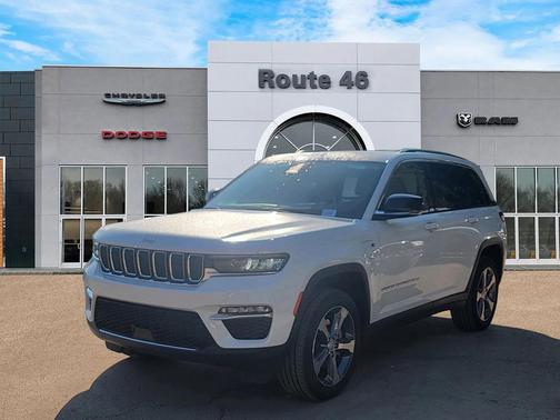 2023 Jeep Grand Cherokee 4xe Base