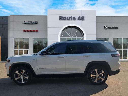 2023 Jeep Grand Cherokee 4xe Base