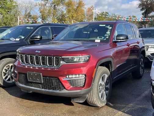 2024 Jeep Grand Cherokee 4xe Base