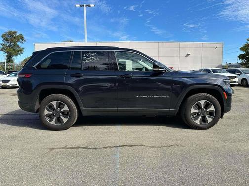 2023 Jeep Grand Cherokee 4xe Base