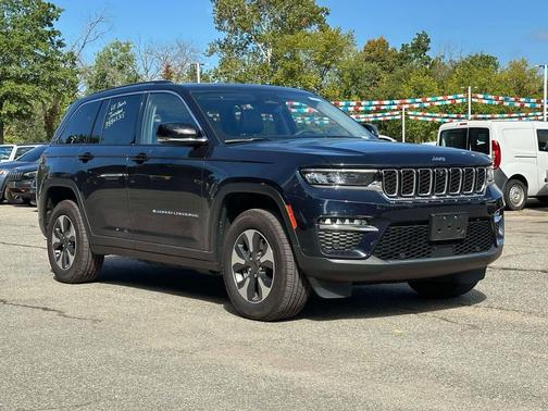 2023 Jeep Grand Cherokee 4xe Base