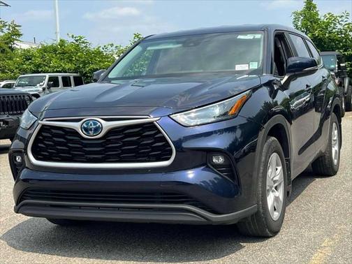 2023 Toyota Highlander Hybrid LE